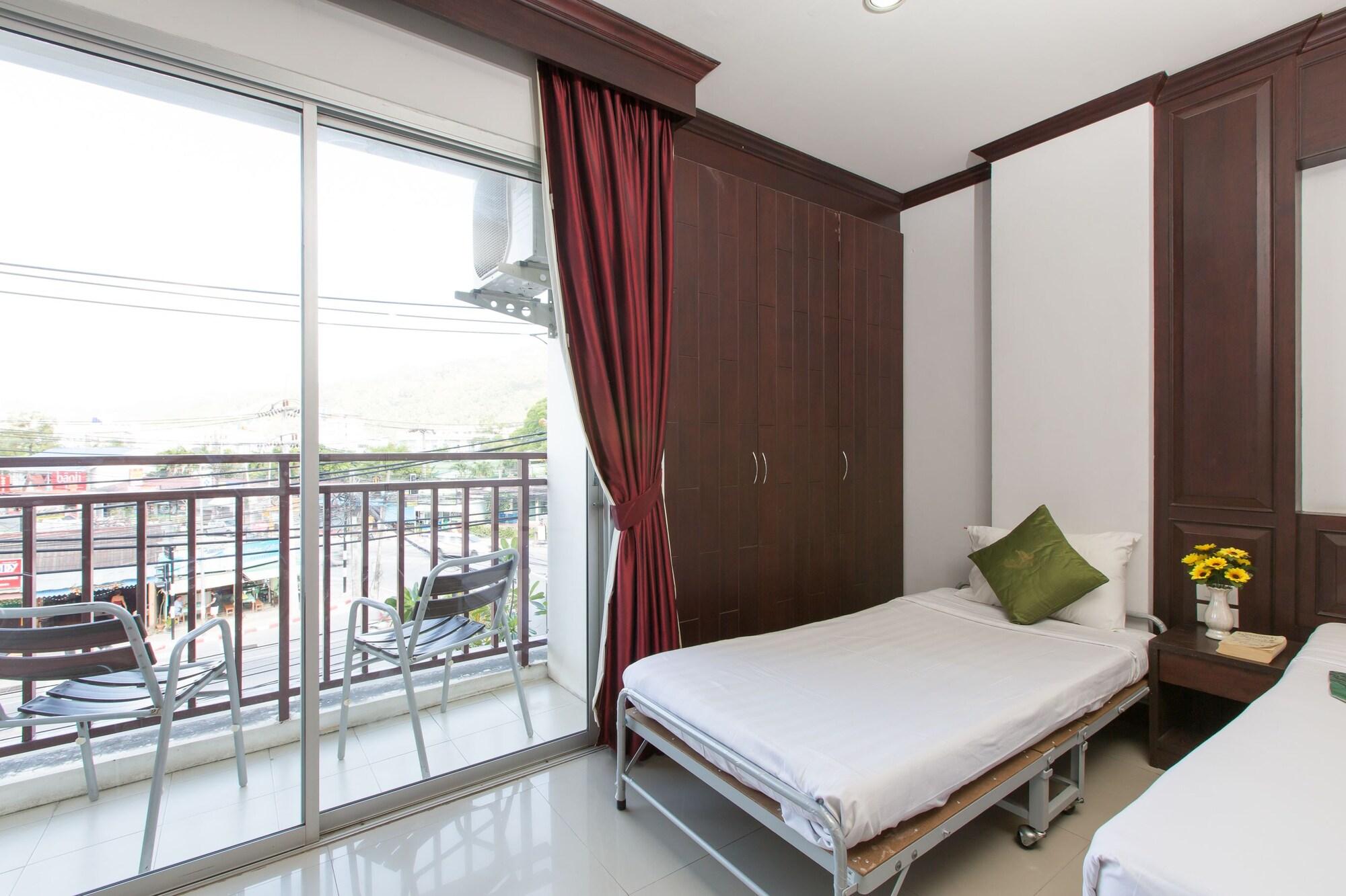 Patong Buri Hotel Exterior foto