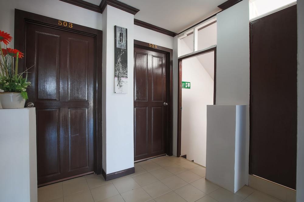 Patong Buri Hotel Exterior foto